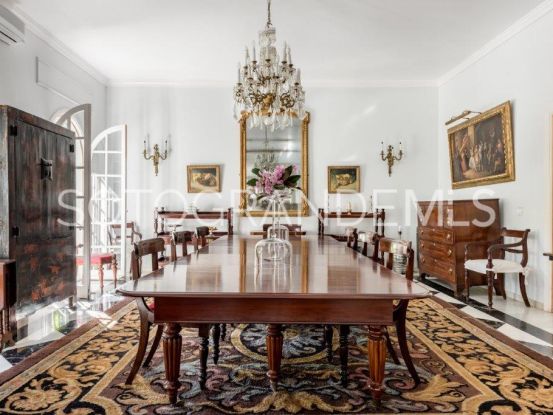 Se vende villa en Zona D de 5 dormitorios | Teseo Estate