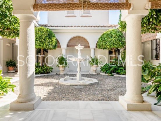 Se vende villa en Zona D de 5 dormitorios | Teseo Estate