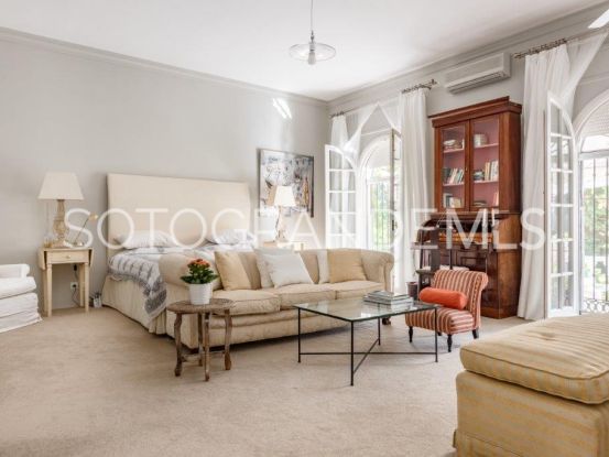 Se vende villa en Zona D de 5 dormitorios | Teseo Estate