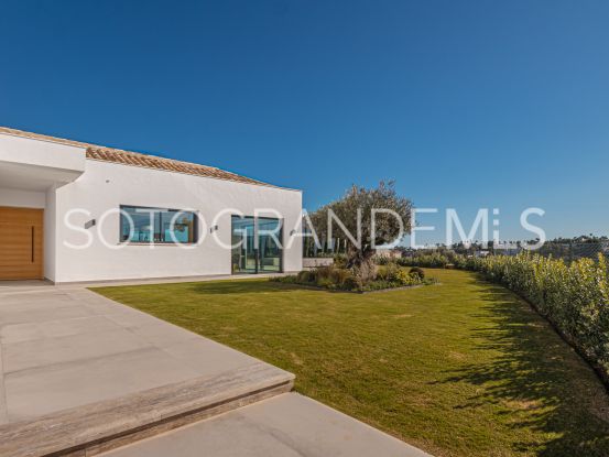 Zona G, villa en venta de 6 dormitorios | Teseo Estate