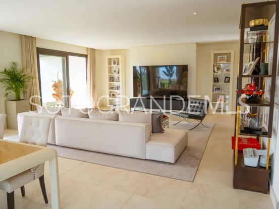 Hacienda de Valderrama, apartamento con 3 dormitorios en venta | Teseo Estate