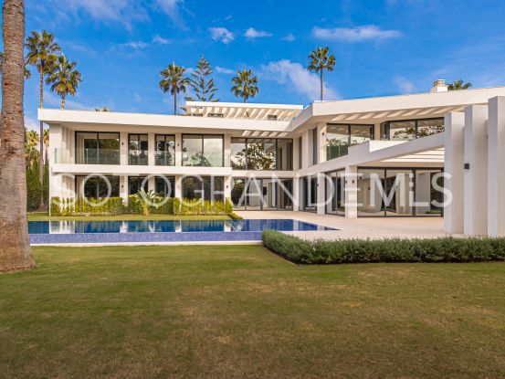 Villa for sale in Kings & Queens with 5 bedrooms | Teseo Estate