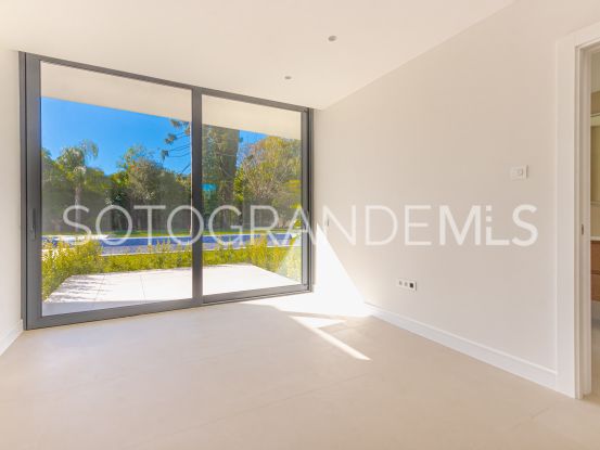 Villa for sale in Kings & Queens with 5 bedrooms | Teseo Estate