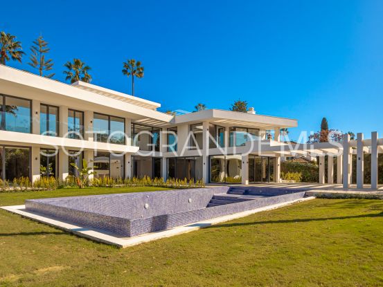 Reyes y Reinas, Sotogrande Costa, villa en venta de 5 dormitorios | Teseo Estate