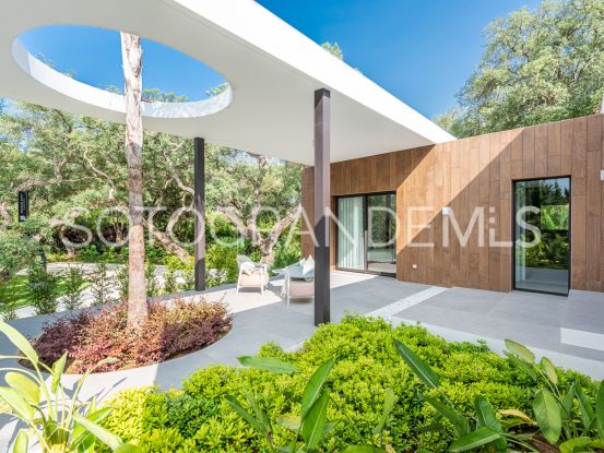 Zona E 6 bedrooms villa for sale | Teseo Estate