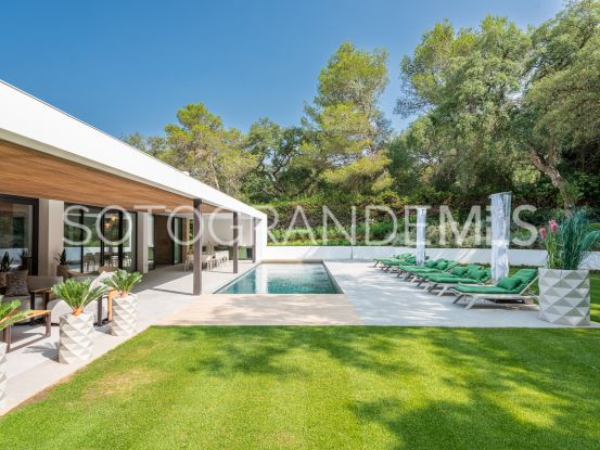 Zona E 6 bedrooms villa for sale | Teseo Estate