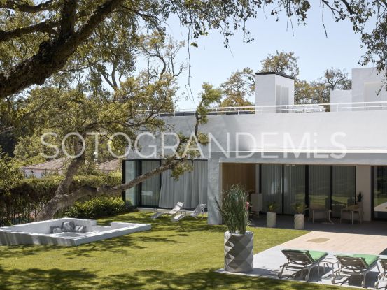 For sale villa with 6 bedrooms in Zona E, Sotogrande | Teseo Estate