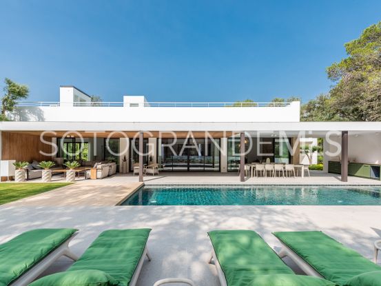 For sale villa with 6 bedrooms in Zona E, Sotogrande Alto | Teseo Estate