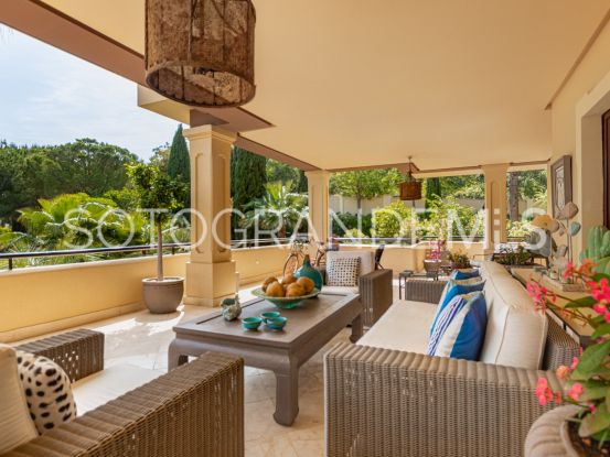 For sale apartment with 4 bedrooms in Valgrande, Sotogrande | Teseo Estate