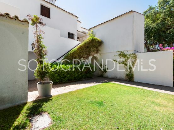 Buy apartment in Casas Cortijo, Sotogrande | Teseo Estate