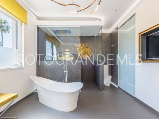 6 bedrooms villa for sale in Kings & Queens, Sotogrande Costa | Teseo Estate