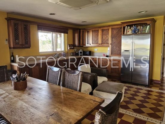 5 bedrooms Zona B villa for sale | Teseo Estate