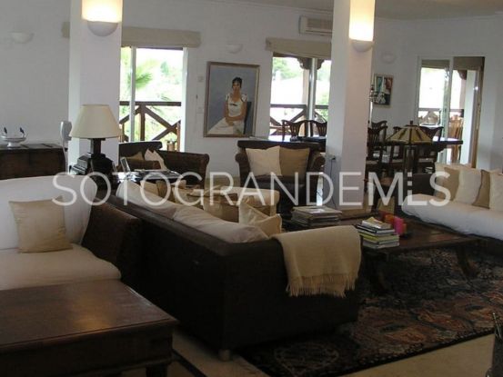 Se vende villa con 5 dormitorios en Zona B, Sotogrande Costa | Teseo Estate