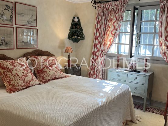 Zona E 9 bedrooms villa for sale | Teseo Estate