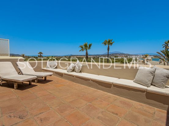 Town house in Los Lacasitos for sale | Teseo Estate