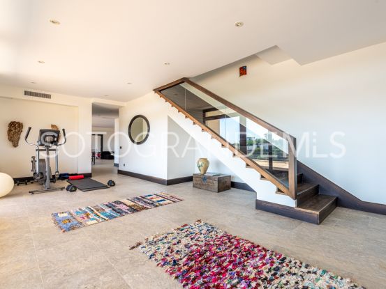 For sale Zona G villa with 8 bedrooms | Teseo Estate