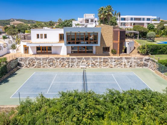 For sale Zona G villa with 8 bedrooms | Teseo Estate