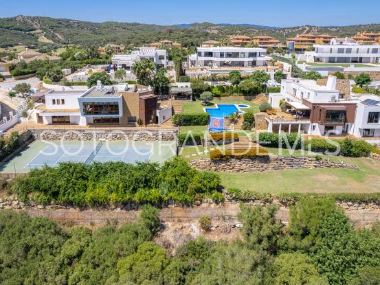 For sale Zona G villa with 8 bedrooms | Teseo Estate