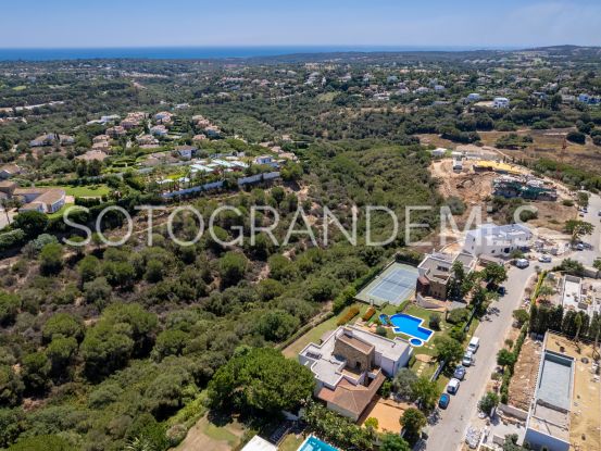 For sale Zona G villa with 8 bedrooms | Teseo Estate