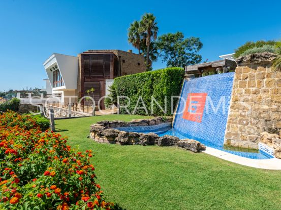 For sale Zona G villa with 8 bedrooms | Teseo Estate