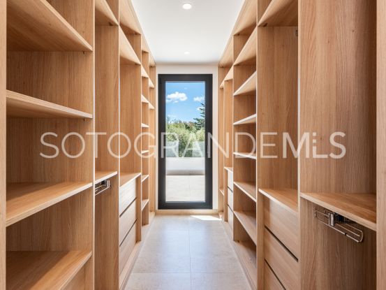 For sale Zona B villa | Teseo Estate
