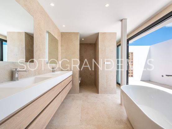 For sale Zona B villa | Teseo Estate