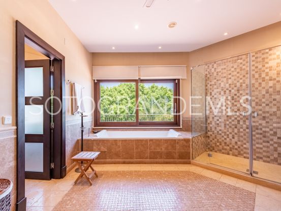 Zona G, Sotogrande Alto, villa de 6 dormitorios a la venta | Teseo Estate