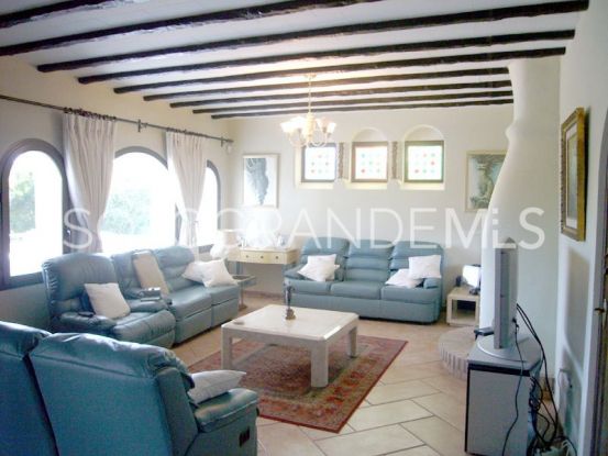 Villa de 5 dormitorios a la venta en Zona F, Sotogrande Alto | Teseo Estate