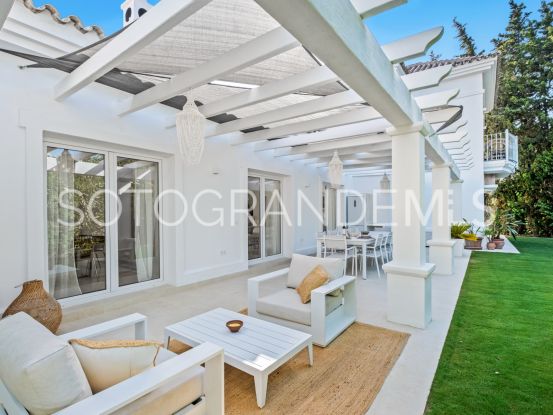 For sale villa in Zona B | Teseo Estate