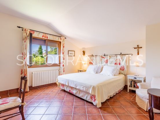 Villa de 4 dormitorios en Zona F | Teseo Estate