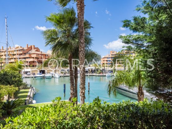 Comprar apartamento en Ribera del Gurami, Marina de Sotogrande | Teseo Estate