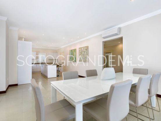 For sale Zona B 6 bedrooms villa | Teseo Estate