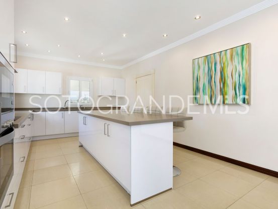 For sale Zona B 6 bedrooms villa | Teseo Estate