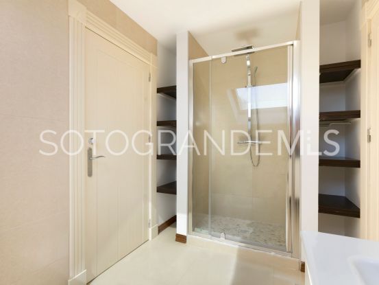 For sale Zona B 6 bedrooms villa | Teseo Estate