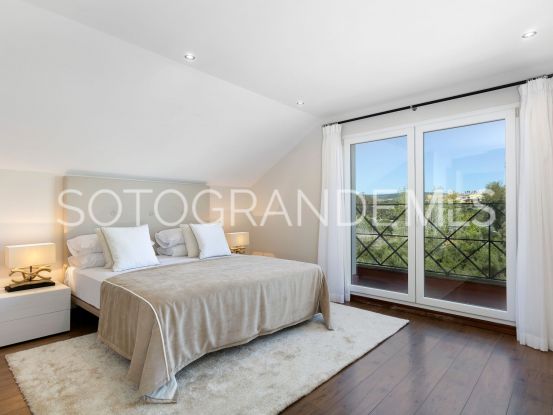For sale Zona B 6 bedrooms villa | Teseo Estate