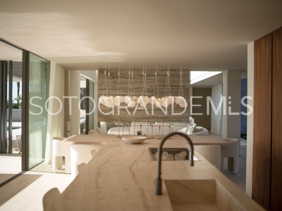 Villa con 5 dormitorios en venta en Zona M, La Reserva | Teseo Estate