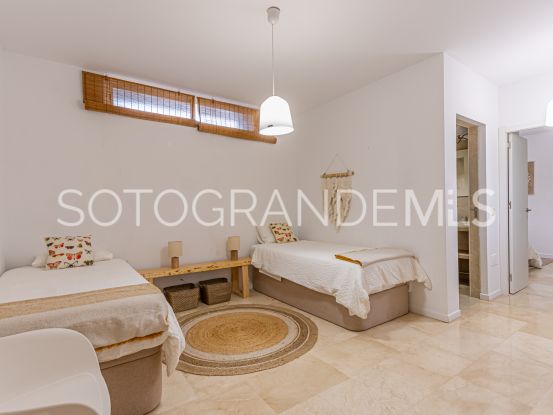 Apartment with 4 bedrooms in Isla Carey | Teseo Estate