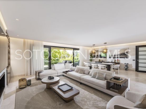 Buy Hacienda de Valderrama 4 bedrooms apartment | Teseo Estate