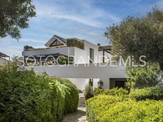 Buy Hacienda de Valderrama 4 bedrooms apartment | Teseo Estate