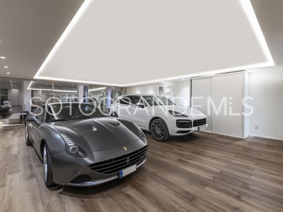 Buy Hacienda de Valderrama 4 bedrooms apartment | Teseo Estate
