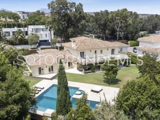 Villa en venta en Reyes y Reinas | Teseo Estate