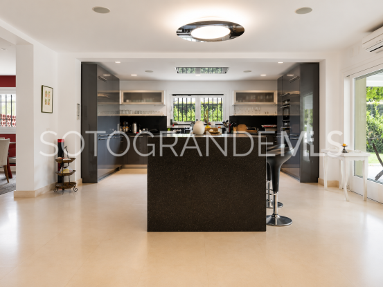 Villa en venta en Reyes y Reinas | Teseo Estate