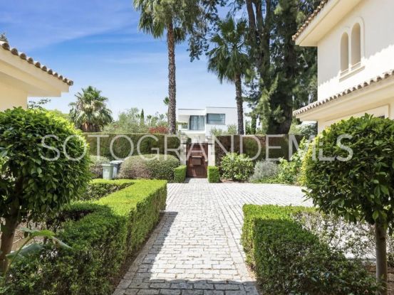 Villa en venta en Reyes y Reinas | Teseo Estate