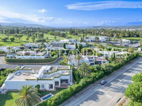 Sotogrande Costa, adosado en venta | Teseo Estate
