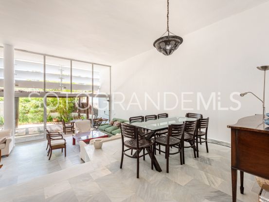 Los Lacasitos 4 bedrooms town house | Teseo Estate