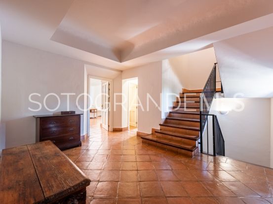 For sale villa in Zona C with 4 bedrooms | Teseo Estate
