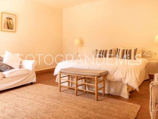 For sale villa in Zona C with 4 bedrooms | Teseo Estate