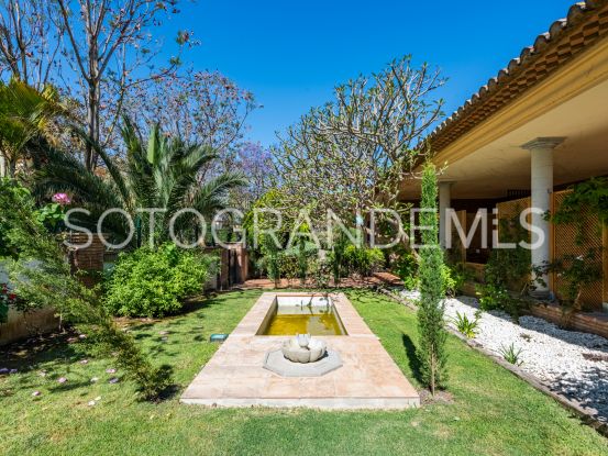 5 bedrooms villa for sale in Zona B, Sotogrande Costa | Teseo Estate