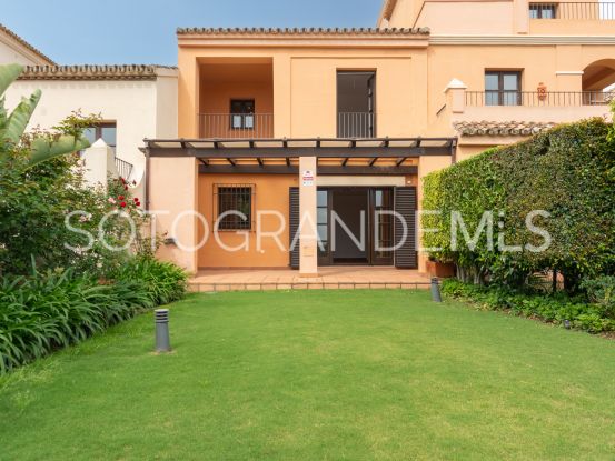 For sale town house in Los Cortijos de la Reserva with 2 bedrooms | Teseo Estate