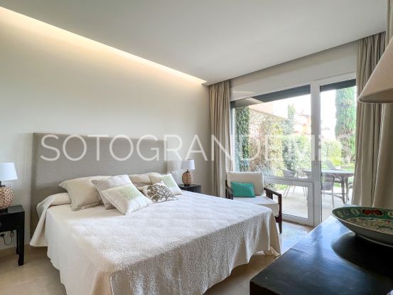 For sale 2 bedrooms apartment in Ribera del Marlin, Sotogrande Marina | Teseo Estate